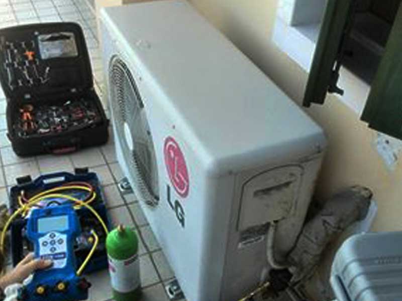 Installazione di un climatizzatore LG.